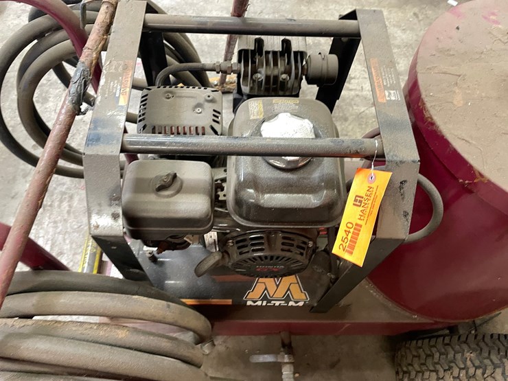 #2540-•-hennes-johnson-hj1804-power-roller-(columbia-heights,-mn)-image-10