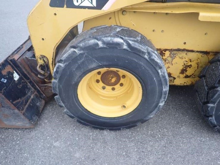 2010-caterpillar-232b-image-57