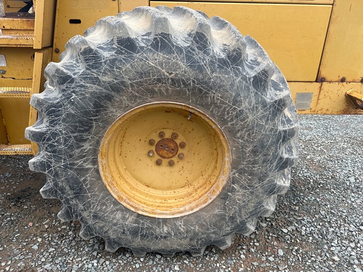 caterpillar-cp-563c-image-54