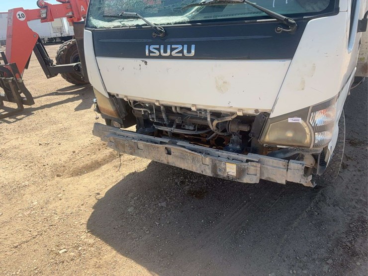 2006-isuzu-nqr-image-8