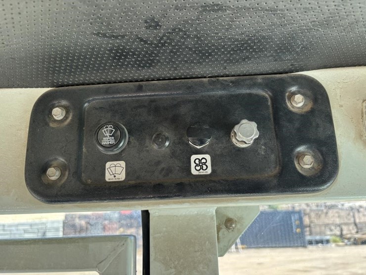 2005-rosco-rb48-image-31