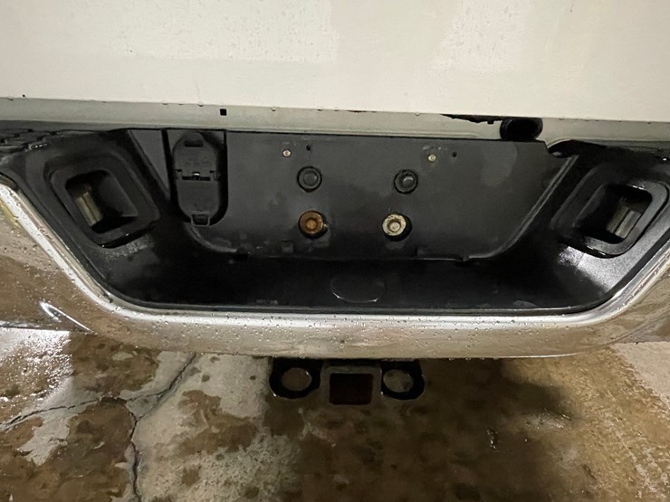 2012-dodge-3500-image-24