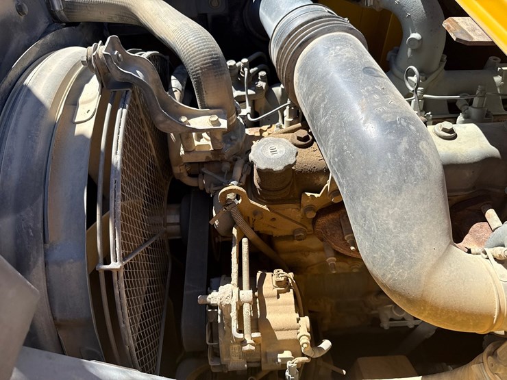 2009-deere-225-lc-image-36