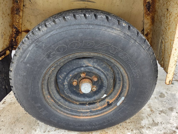 1994-massey-ferguson-8-image-38