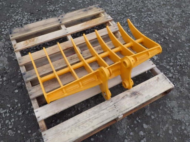 caterpillar-303-image-2