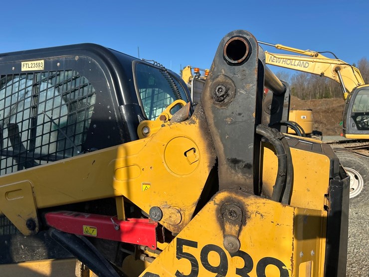 caterpillar-259d-image-27