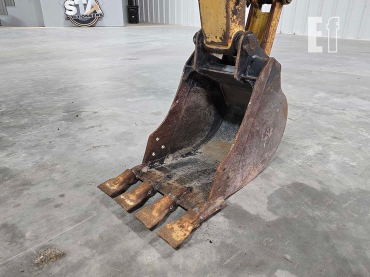 2016-caterpillar-305e2-cr-image-9