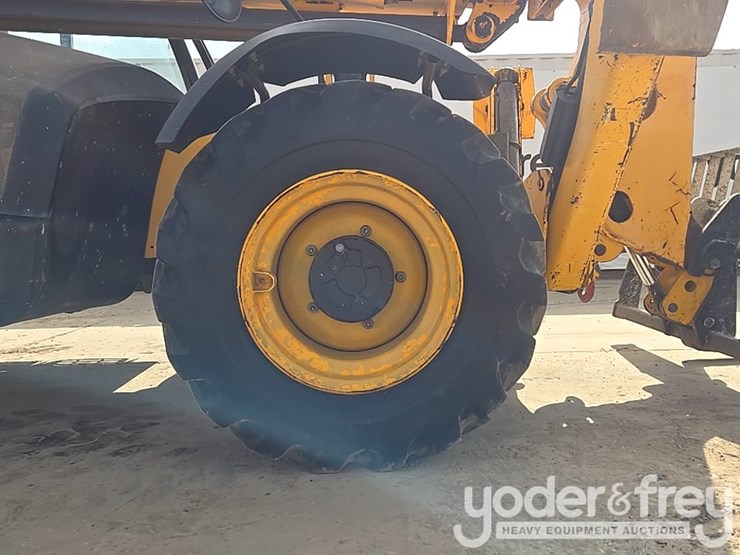 2017-jcb-510-56-image-15