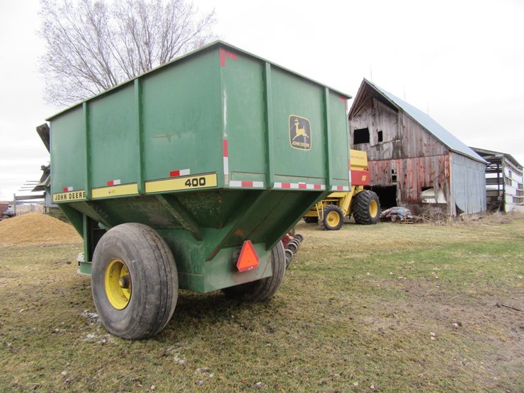 john-deere-400-image-2