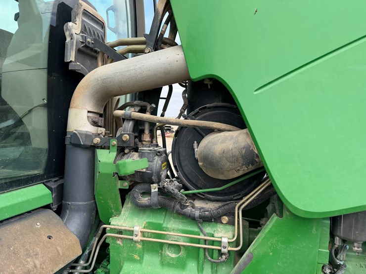 2010-john-deere-8270r-image-63