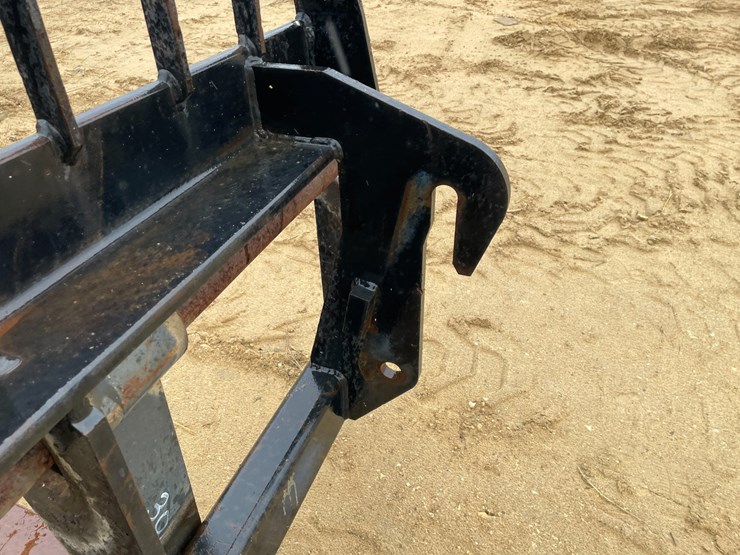 #7554-•-geni-5519-quick-attach-mast-with-forks-image-6