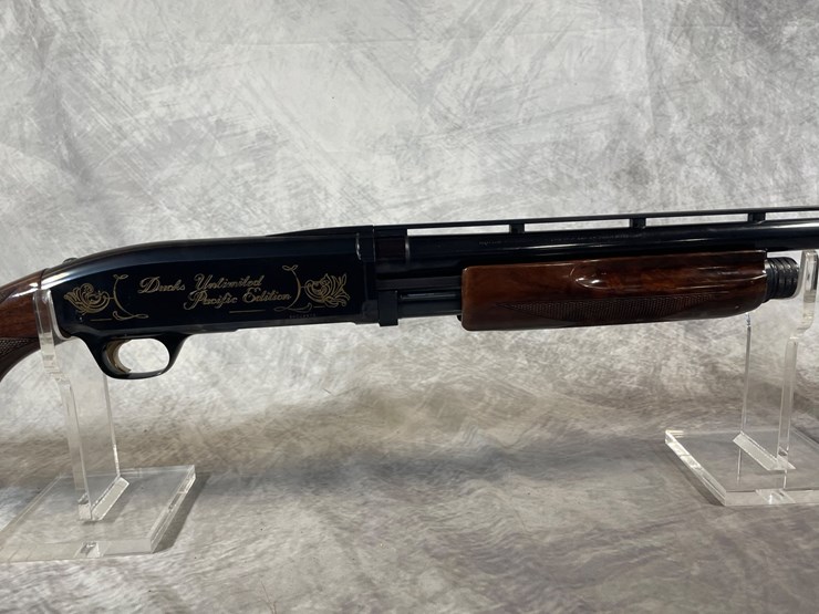 #4101-•-browning-bps,-12-ga.-pump-action-shotgun,-sn:-840u2813,-(neenah,-wi)-image-4