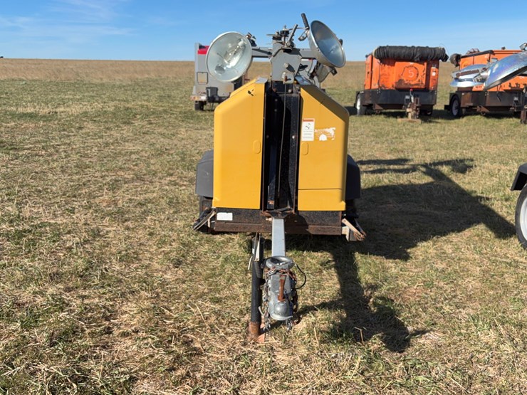 allmand-night-lite-pro-ii-light-plant-image-5