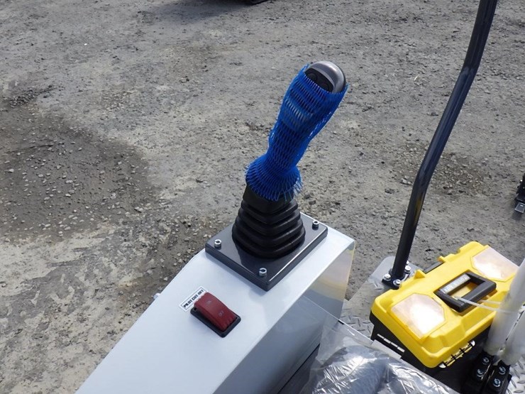 2026-bttl-et15h-6-hydraulic-excavator-image-25