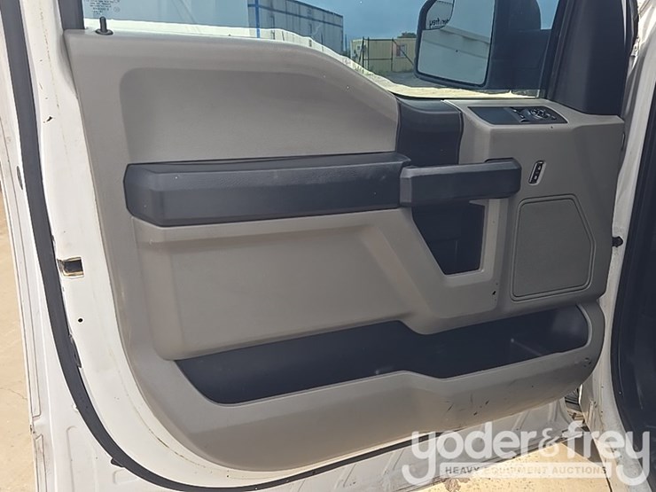 2019-ford-f150-image-68