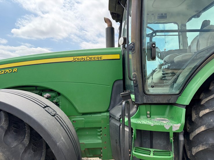2010-john-deere-8270r-image-30