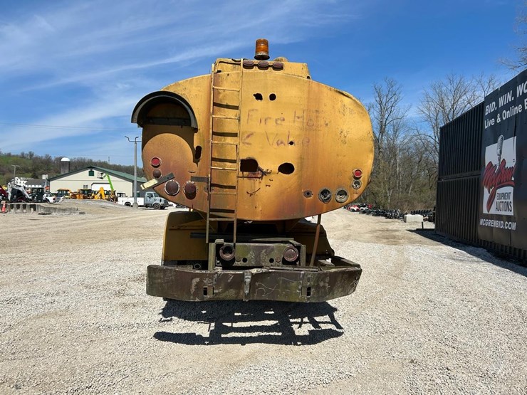 1983-caterpillar-3208-image-3