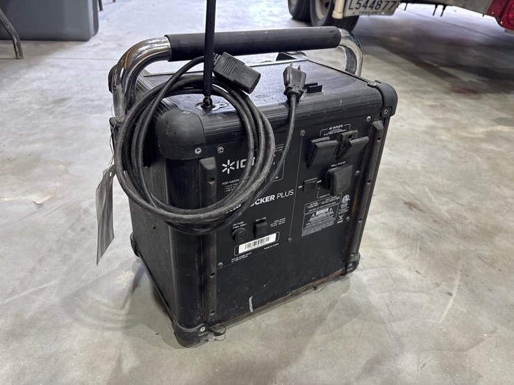 #23-•-ion-job-rocker-plus-portable-bluetooth-radio-image-3