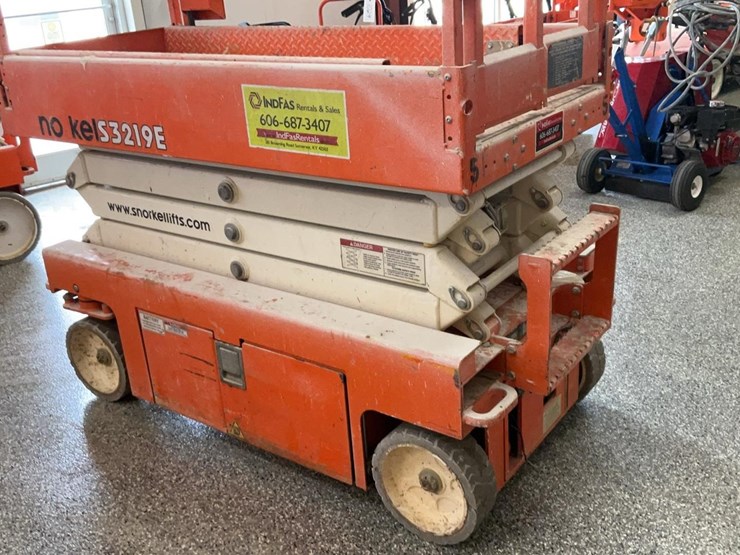 #412-•-2019-snorkel-19'-scissor-lift-image-28