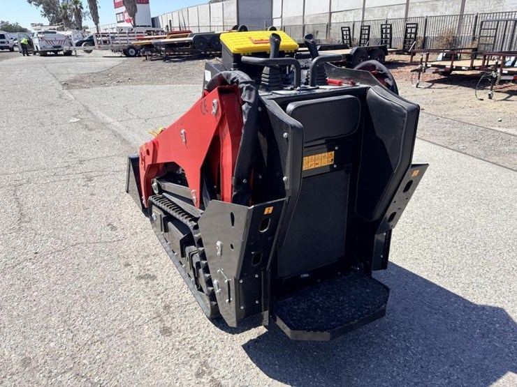 2026-sdlool-slv1000-skid-steer-loader-image-4