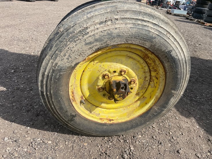 john-deere-b-image-10