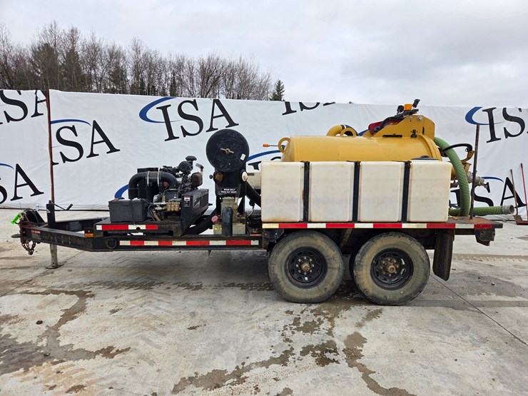 2019-massey-ferguson-8-image-2