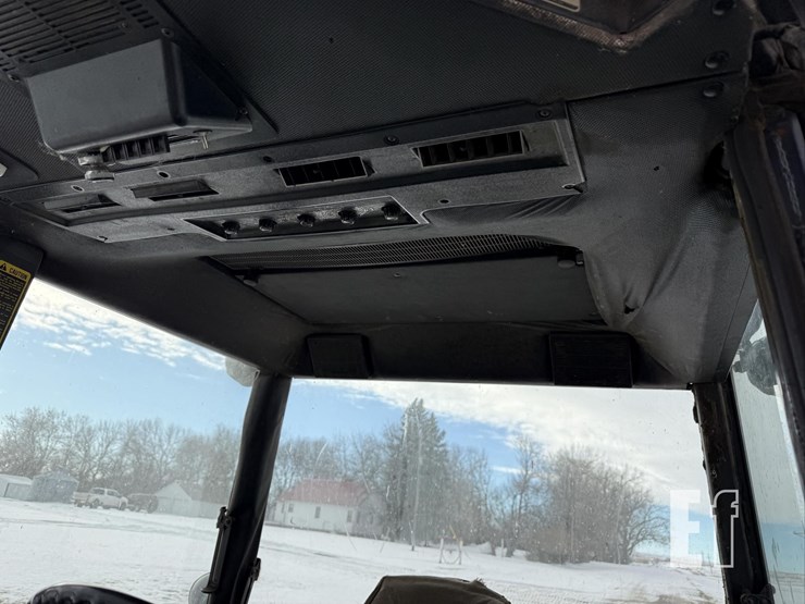 john-deere-4040-image-36