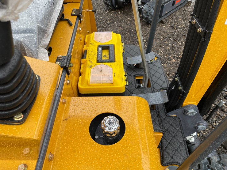 #3249-•-2026-ats-rt15r-mini-excavator-image-15