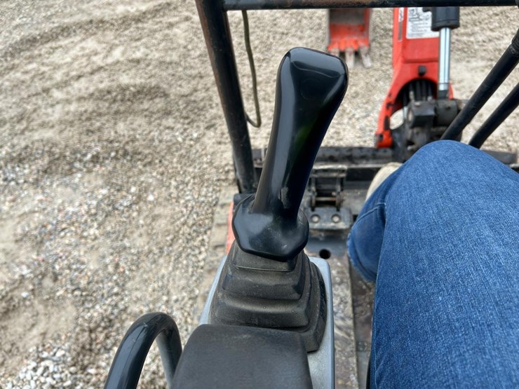 2019-kubota-kx018-4-image-25