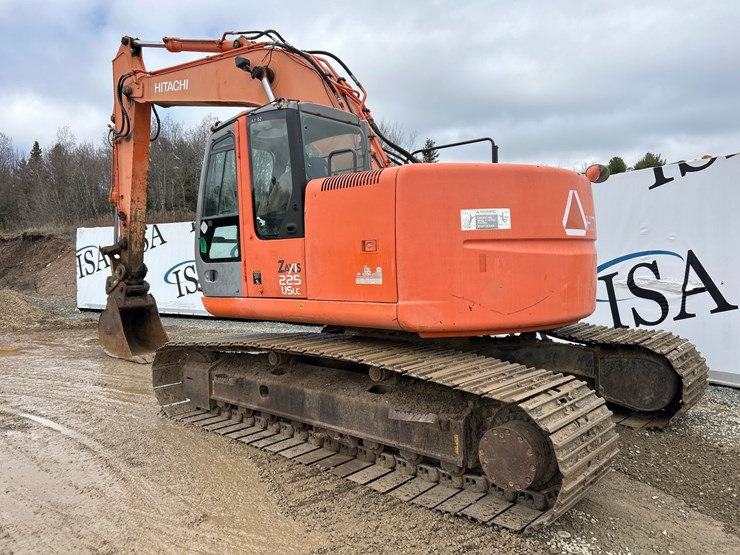 2021-hitachi-zx225-image-3
