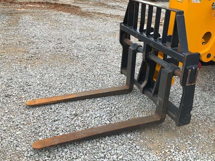 2022-jcb-510-56-image-52