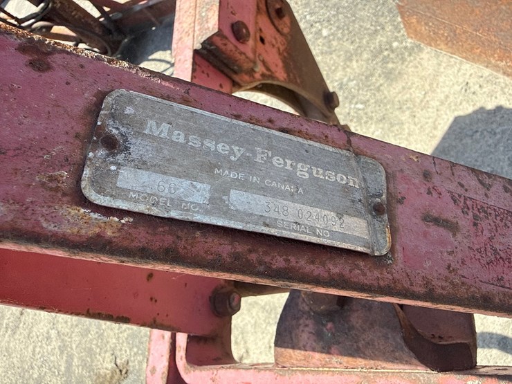 massey-ferguson-4-image-3