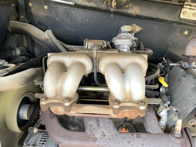 2016-jlg-400s-image-52