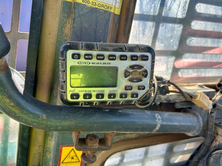 takeuchi-tl10-image-26