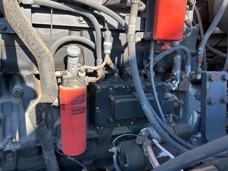 caterpillar-ch75-image-39