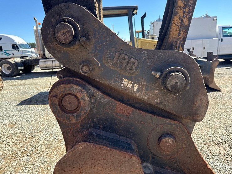 2009-deere-225-lc-image-14