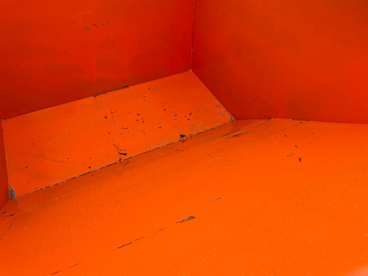 #2005-•-1.5-yard-self-dumping-hopper-image-7