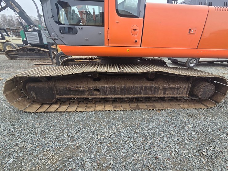 hitachi-zx330-lc-image-68