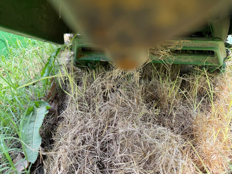 2000-john-deere-894-image-30