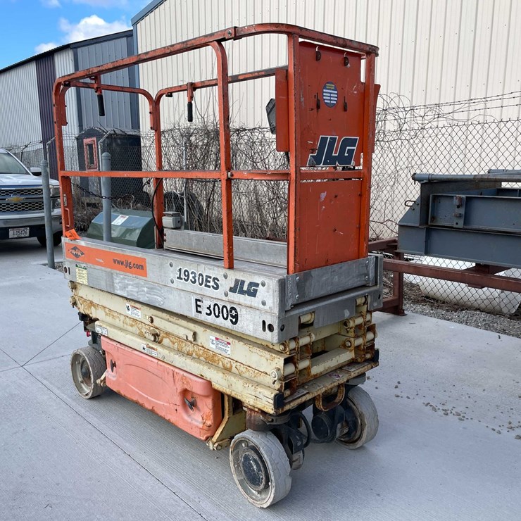 2007 JLG 1930ES