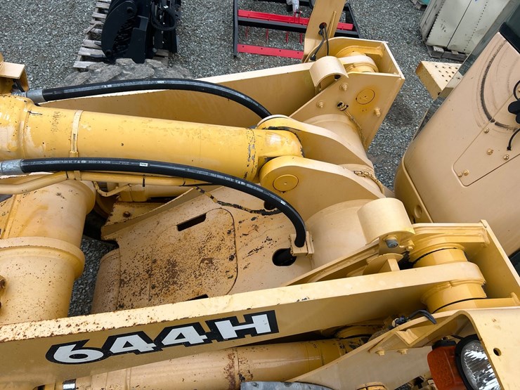 deere-644h-image-24