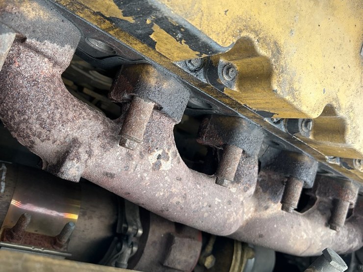 caterpillar-ap-600d-image-46