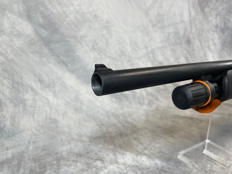 #4096-•-hatfield-home-defense-,-12-ga.-pump-action-shotgun,-sn:-12p21-007824,-(neenah,-wi)-image-9