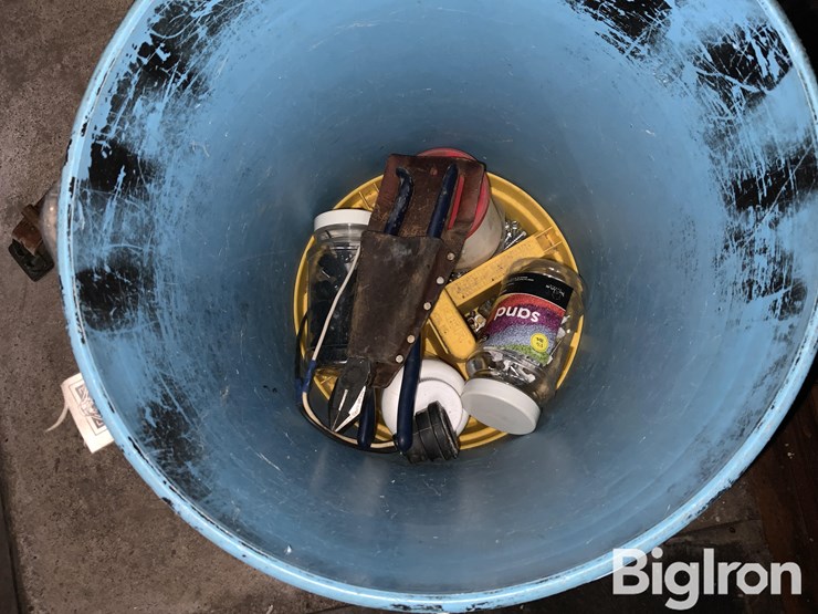 drill-bits,-tool-belt,-volt-meter-image-8