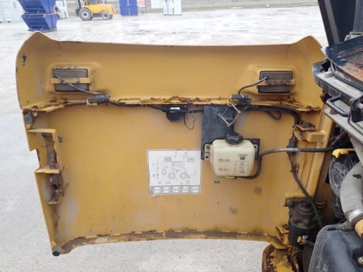 2009-caterpillar-232b-image-38