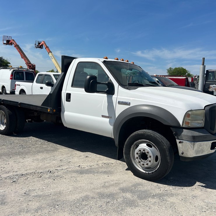 2005 FORD F550