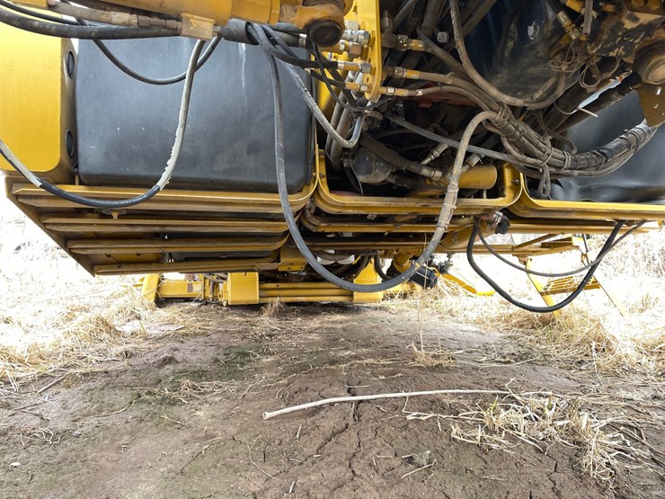 #5515-•-agco-rogator-u1264c-ag-chem-sprayer-image-13