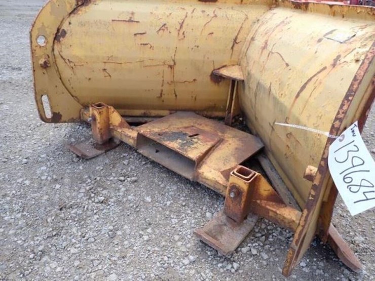 4-ft-v-plow-045366-image-10