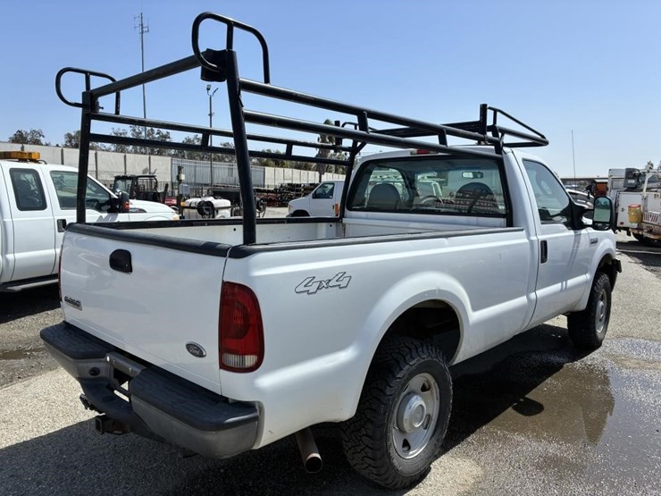 2005-ford-f250-image-3