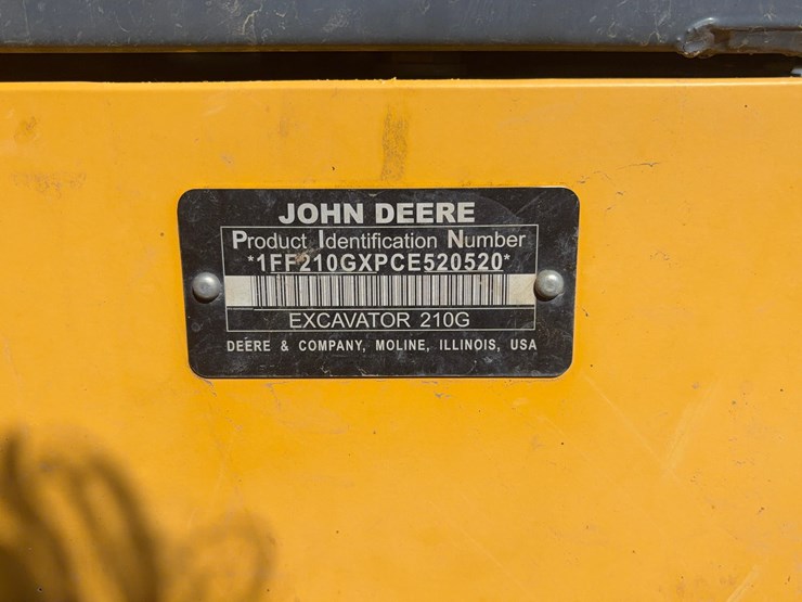 deere-210g-image-11